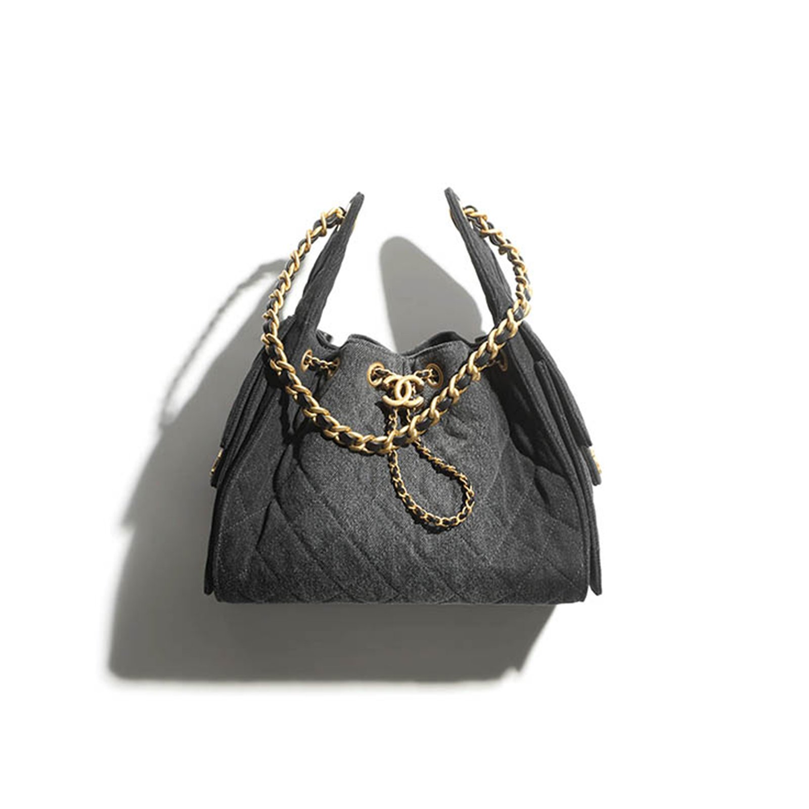 b7ce0ef8bfb7952b27033c0f348505134be60814 CHANEL 25 SMALL HANDBAG AS5293 (30*26*14cm) - Image 1