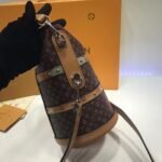 Louis Vuitton Monogram Canvas Duffle Bag M52276 - Image 6