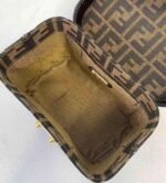 Ladies fashion classic handheld crossbody bag - Image 4