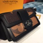 Louis Vuitton Bumbag Dauphine M67696 - Image 5