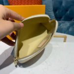 Louis Vuitton Damier Azur Cosmetic Pouch N60024 - Image 9