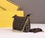 Ladies Fashion Classic Underarm Bag - Image 9