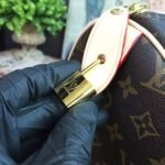 Louis Vuitton Monogram Canvas Speedy 35 M41107 - Image 12