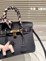 Hermès Birkin Togo Calf Gold Hardware Midnight blue size: 30Cm/ 25Cm - Image 3