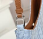 Ladies fashion classic handheld crossbody bag - Image 6