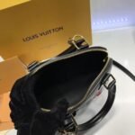 Louis Vuitton Epi Leather Alma BB M54836 - Image 9