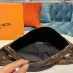 Louis Vuitton Monogram Canvas Bumbag M43644 My LV World Tour - Image 9