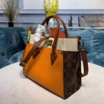 Louis Vuitton On My Side M56077 - Image 3