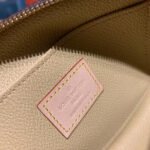 Louis Vuitton Monogram Canvas Cosmetic Pouch M47515 - Image 9