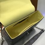 Louis Vuitton Twist MM M55480 - Image 9