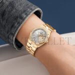 VACHERON CONSTANTIN OVERSEAS QUARTZ 33 MM PINK GOLD WATCH 1225V/200R-H031 - Image 3