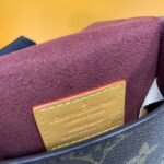 Louis Vuitton Monogram Canvas Box Phone Case M68523 - Image 9