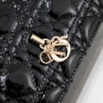 Women’s Fashion Pearl Clutch - Image 6