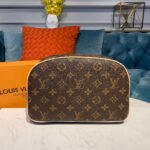 Louis Vuitton Monogram Canvas Toiletry Bag 25 M47527 - Image 2