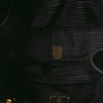 PRADA VITELLO DAINO SIDE ZIP TOTE BLACK (36*30*13cm) - Image 4