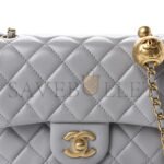 CHANEL LAMBSKIN QUILTED MINI PEARL CRUSH FLAP LIGHT GREY AS1786 (18*13*7cm) - Image 4
