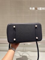 Hermès Birkin Togo Calf Gold Hardware Midnight blue size: 30Cm/ 25Cm - Image 4