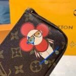 Louis Vuitton Vivienne Mini Pochette Accessoires M69056 - Image 6