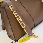 Ladies classic fashion handbag - Image 9