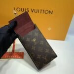 Louis Vuitton Monogram Canvas Box Phone Case M68523 - Image 7