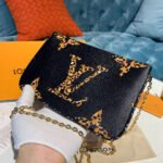Louis Vuitton Double Zip Pochette M67874 - Image 2