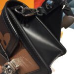 Louis Vuitton Bumbag Dauphine M67696 - Image 6